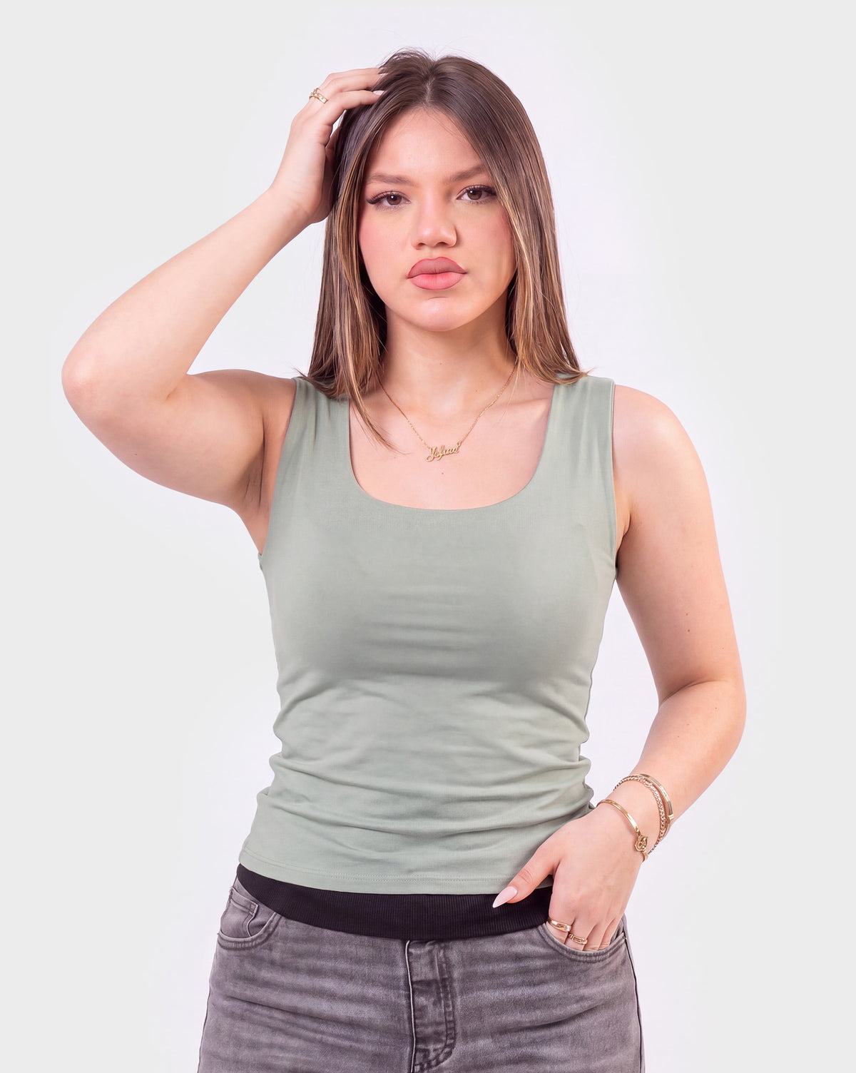 Basic Fitted U Tank Top
