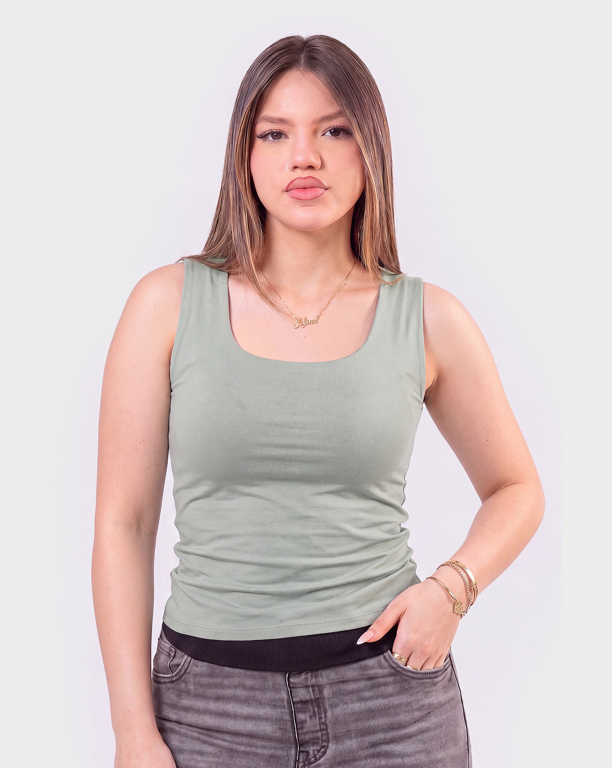 Basic Fitted U Tank Top