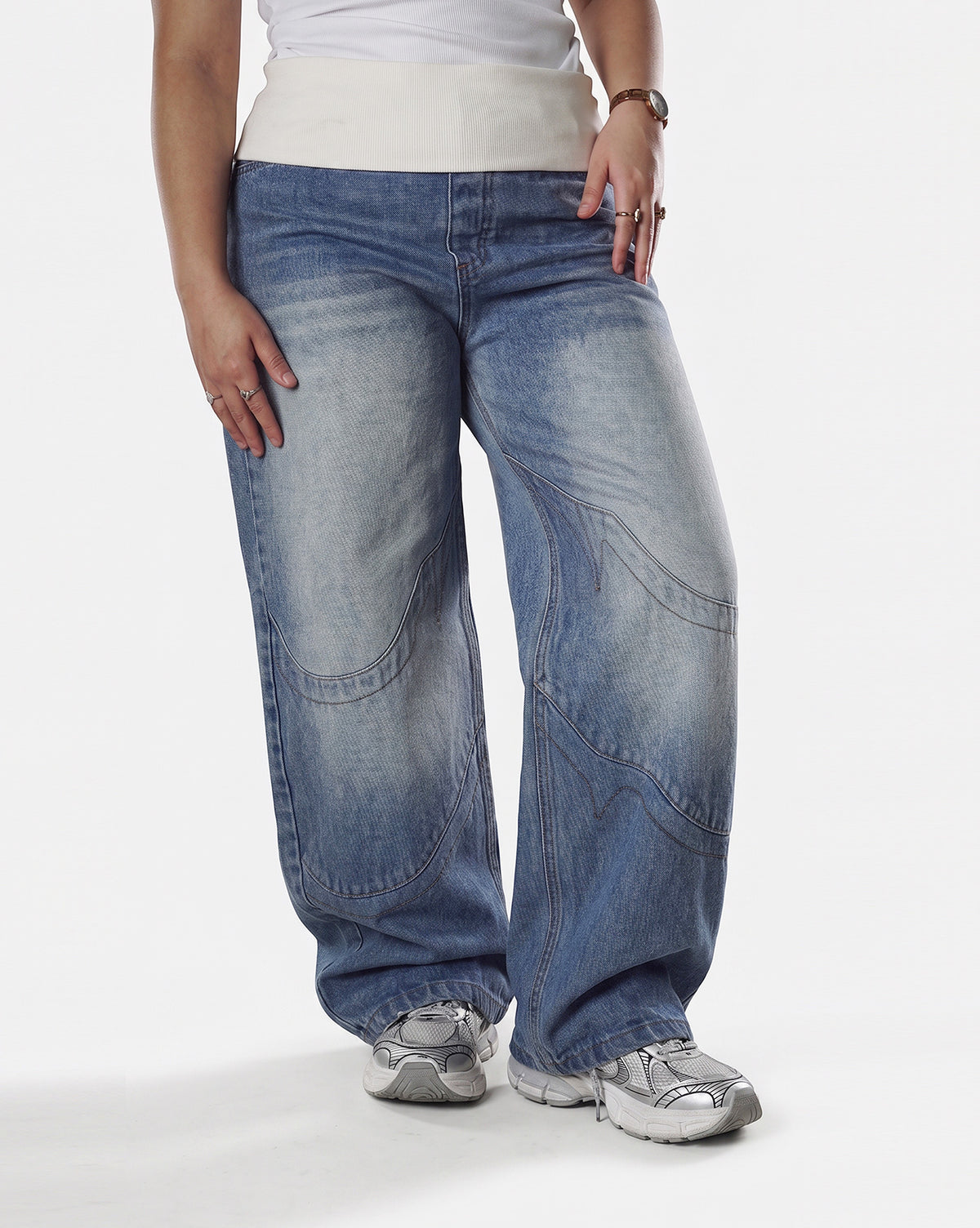 Luna Relaxed Wide Leg Jeans