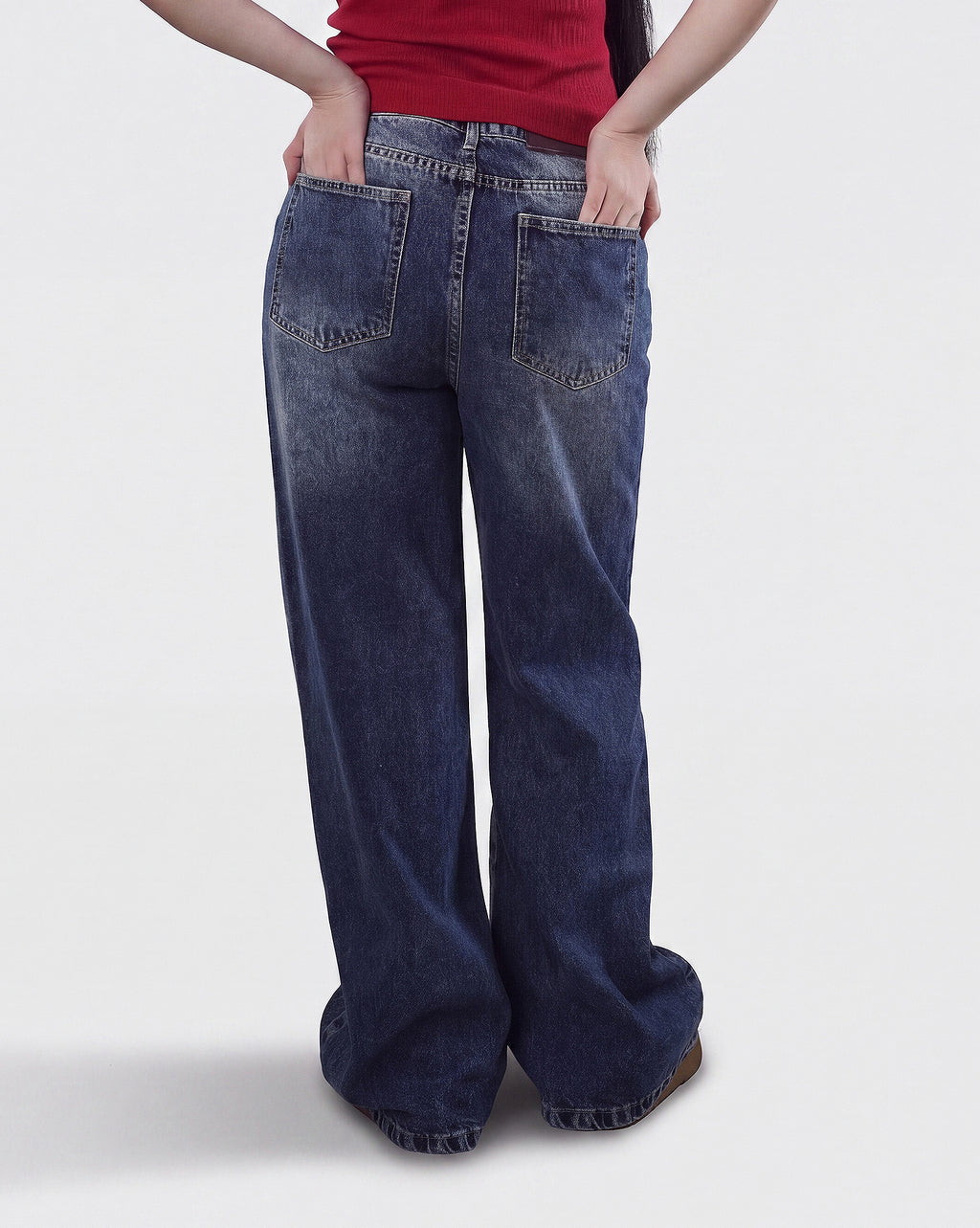 Classic Wide Leg Jeans