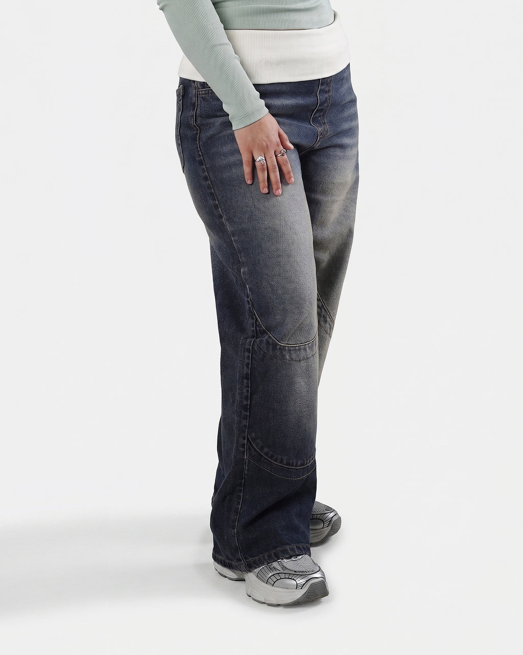 Luna Relaxed Wide Leg Jeans