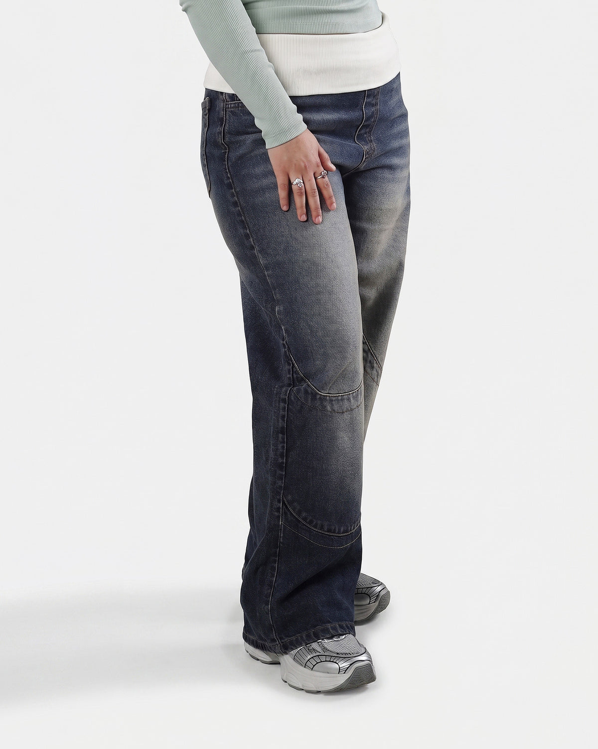 Luna Relaxed Wide Leg Jeans